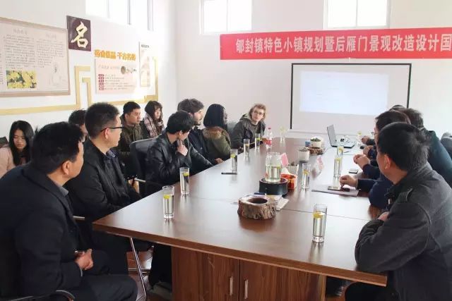 一批批參觀團(tuán)為何頻頻到云臺(tái)冰菊基地參觀？